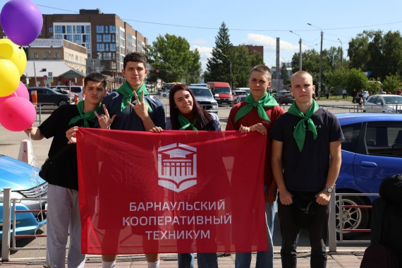 Команда Барнаульского кооперативного техникума отправилась на финал командного трека Всероссийского конкурса «Большая перемена»