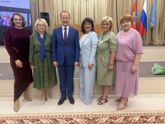 Торжественный Слет советов женщин Алтайского края, посвященный 85-летию со дня создания Антифашистского комитета советских женщин