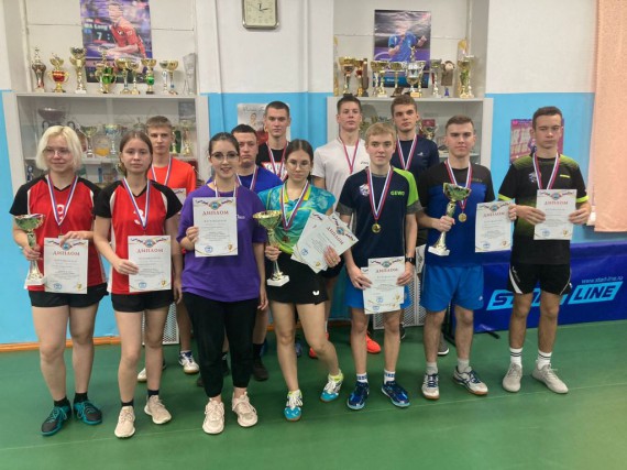 Студенты Барнаульского кооперативного техникума &ndash; чемпионы первенства по настольному теннису